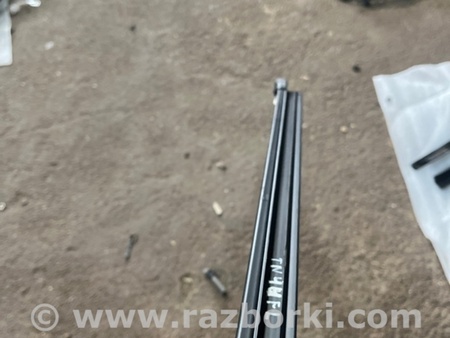 ФОТО Уплотнитель стекла двери для Volkswagen Atlas/Teramont I +1 рест (17-23) Київ