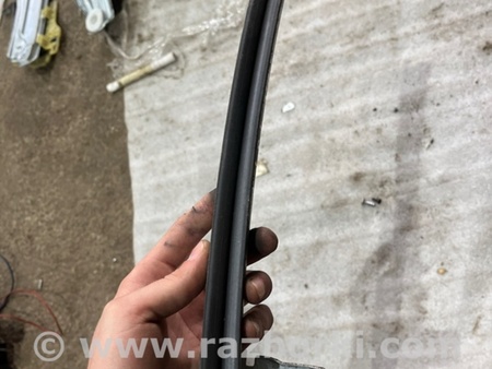 ФОТО Направляющая стекла двери для Ford Explorer V U502 (10-19) Київ