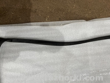 ФОТО Уплотнительная резинка боковой двери для Ford Explorer V U502 (10-19) Київ