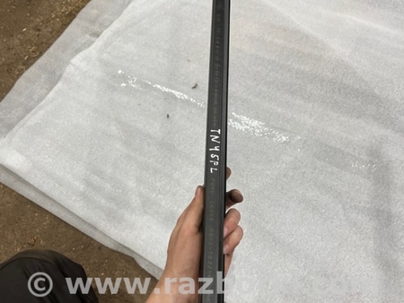 ФОТО Уплотнитель стекла двери для Ford Explorer V U502 (10-19) Київ