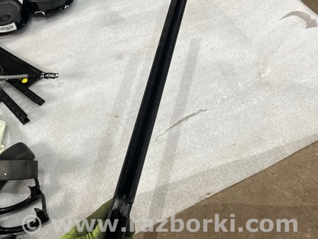 ФОТО Уплотнитель стекла двери для Volkswagen Atlas/Teramont I +1 рест (17-23) Київ