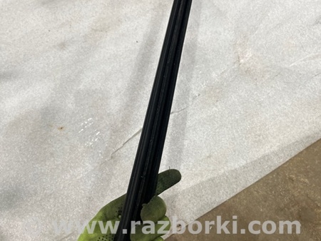 ФОТО Уплотнитель стекла двери для Volkswagen Atlas/Teramont I +1 рест (17-23) Київ