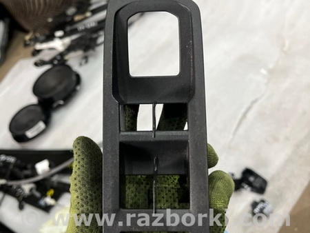 ФОТО пластик двери для Volkswagen Atlas/Teramont I +1 рест (17-23) Київ