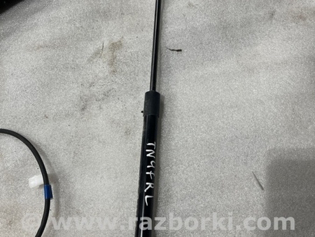 ФОТО Амортизатор крышки багажника для Subaru Crosstrek 3 GU (2022-) Київ