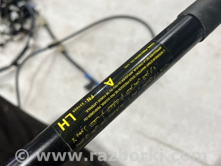 ФОТО Амортизатор крышки багажника для Subaru Crosstrek 3 GU (2022-) Київ