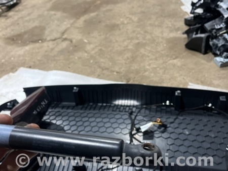 ФОТО Амортизатор двери багажника для Volkswagen Atlas/Teramont I +1 рест (17-23) Київ