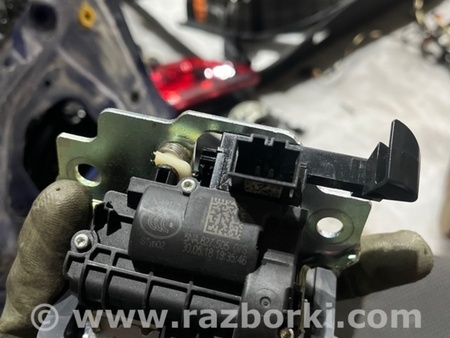 ФОТО Замок двери багажника для Volkswagen Atlas/Teramont I +1 рест (17-23) Київ