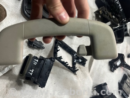 ФОТО Ручка потолка для Volkswagen Atlas/Teramont I +1 рест (17-23) Київ