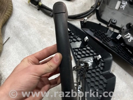 ФОТО Ручка потолка для Ford Explorer V U502 (10-19) Київ