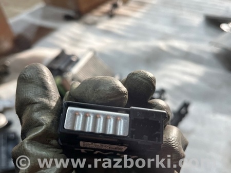 ФОТО Зарядное гнездо для Volkswagen Atlas/Teramont I +1 рест (17-23) Київ