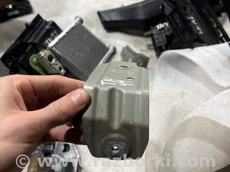 ФОТО Кронштейн для Volkswagen Atlas/Teramont I +1 рест (17-23) Київ