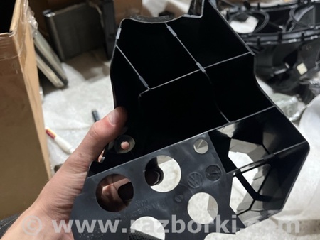 ФОТО Кронштейн для Volkswagen Atlas/Teramont I +1 рест (17-23) Київ