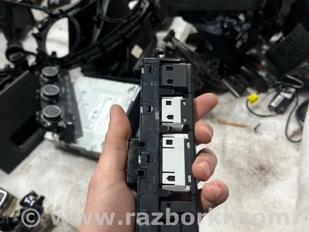 ФОТО Кнопка аварийной сигнализации для Volkswagen Atlas/Teramont I +1 рест (17-23) Київ