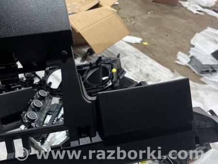 ФОТО Накладка на торпедо для Volkswagen Atlas/Teramont I +1 рест (17-23) Київ