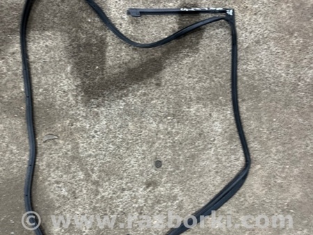 ФОТО Уплотнительная резинка боковой двери для Ford Explorer V U502 (10-19) Київ