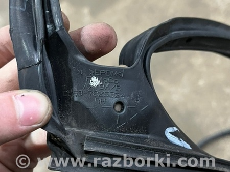 ФОТО Уплотнительная резинка боковой двери для Ford Explorer V U502 (10-19) Київ