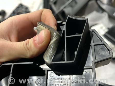 ФОТО Кронштейн для Volkswagen Atlas/Teramont I +1 рест (17-23) Київ