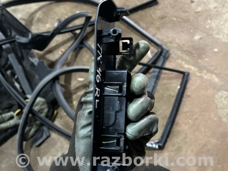 ФОТО пластик двери для Subaru Legacy VI BN (14-19) Київ