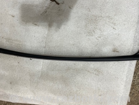 ФОТО Уплотнитель стекла двери для Subaru Legacy VI BN (14-19) Київ