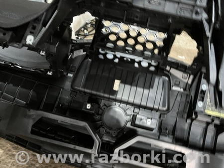 ФОТО Торпедо для Volkswagen Atlas/Teramont I +1 рест (17-23) Київ