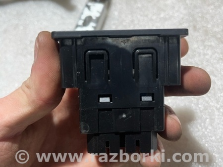 ФОТО Зарядное гнездо для Ford Explorer V U502 (10-19) Київ