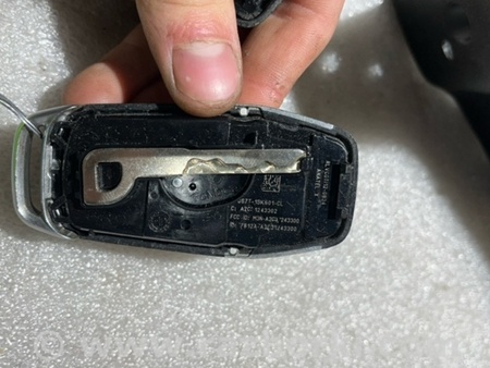 ФОТО Брелок сигнализации для Ford Explorer V U502 (10-19) Київ