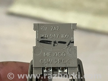 ФОТО Плафон подсветки салона для Volkswagen Atlas/Teramont I +1 рест (17-23) Київ