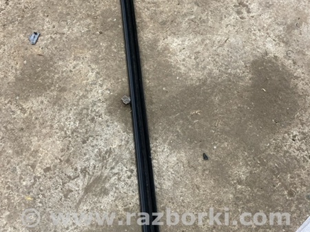 ФОТО Уплотнитель стекла двери для Volkswagen Atlas/Teramont I +1 рест (17-23) Київ