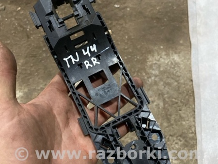 ФОТО Кронштейн ручки двери для Volkswagen Atlas/Teramont I +1 рест (17-23) Київ