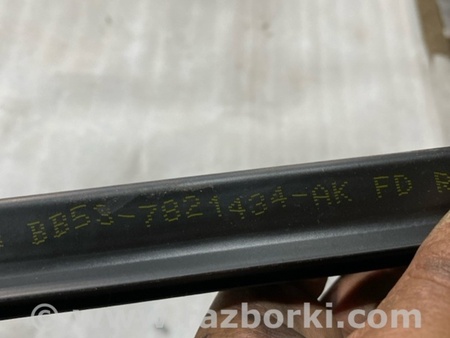 ФОТО Уплотнитель стекла двери для Ford Explorer V U502 (10-19) Київ