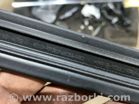 ФОТО Уплотнитель стекла двери для Volkswagen Atlas/Teramont I +1 рест (17-23) Київ