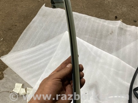 ФОТО Направляющая стекла двери для Subaru Crosstrek 3 GU (2022-) Київ