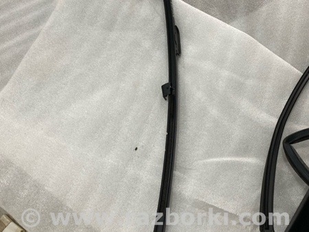 ФОТО Направляющая стекла двери для Subaru Crosstrek 3 GU (2022-) Київ