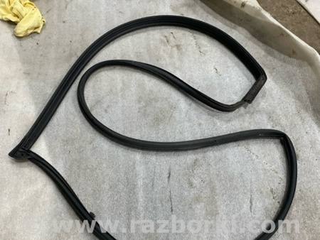 ФОТО Уплотнительная резинка боковой двери для Subaru Legacy VI BN (14-19) Київ