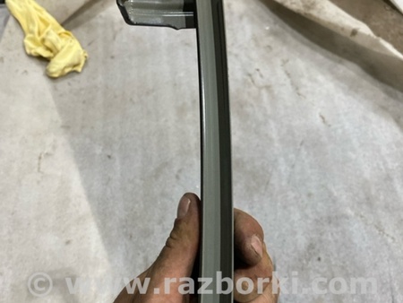 ФОТО Направляющая стекла двери для Subaru Legacy VI BN (14-19) Київ