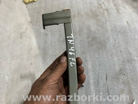 ФОТО Направляющая стекла двери для Subaru Legacy VI BN (14-19) Київ