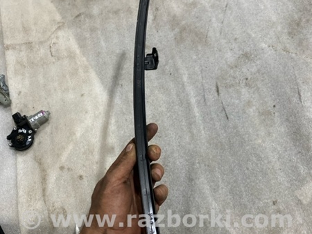 ФОТО Направляющая стекла двери для Subaru Legacy VI BN (14-19) Київ