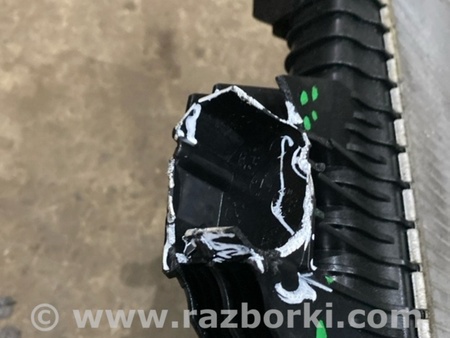 ФОТО Радиатор охлаждения двигателя для Porsche Cayenne II 958 E2/92A (10-14) Київ