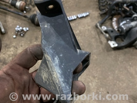 ФОТО Кронштейн для Porsche Cayenne II 958 E2/92A (10-14) Київ