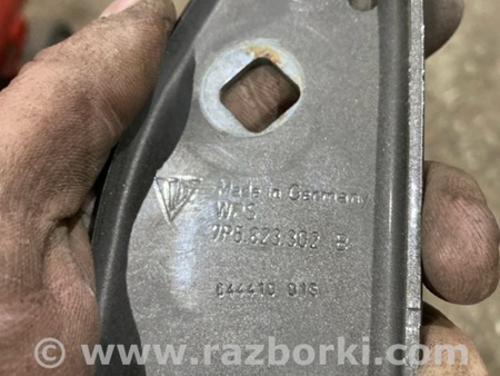 ФОТО Петля замка капота для Porsche Cayenne II 958 E2/92A (10-14) Київ