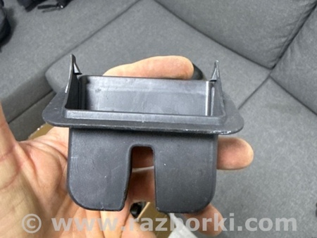 ФОТО Накладка замка багажника для Audi (Ауди) A3 III 8V (12-20) Київ