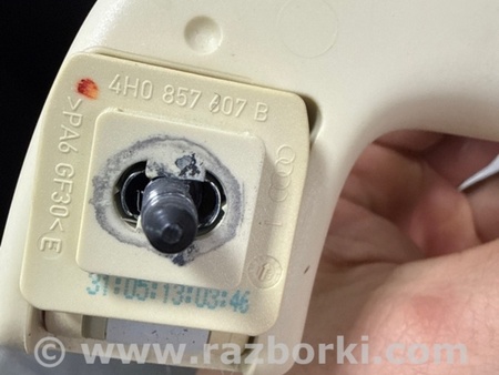 ФОТО Ручка потолка для Audi (Ауди) A8 III D4 4H (09-17) Київ