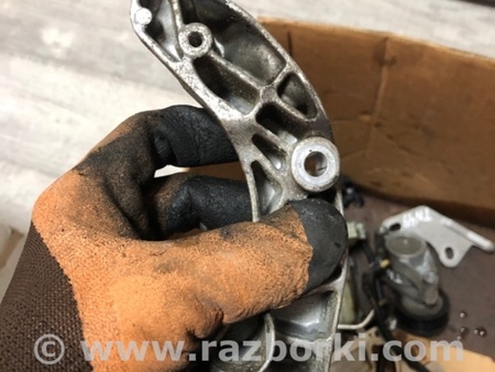 ФОТО Кронштейн для Volvo XC90 II SPA (2015-) Київ