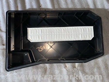 ФОТО Крышка короба аккумулятора для Porsche Cayenne II 958 E2/92A (10-14) Київ