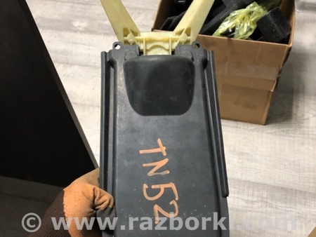 ФОТО Кронштейн для Porsche Cayenne II 958 E2/92A (10-14) Київ