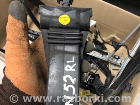 ФОТО Ограничитель двери для Porsche Cayenne II 958 E2/92A (10-14) Київ