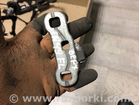 ФОТО Петля двери для Volvo XC90 II SPA (2015-) Київ