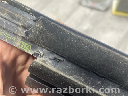 ФОТО Уплотнительная резинка боковой двери для Audi (Ауди) A3 III 8V (12-20) Київ