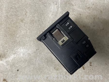 ФОТО Зарядное гнездо для Audi (Ауди) A3 III 8V (12-20) Київ