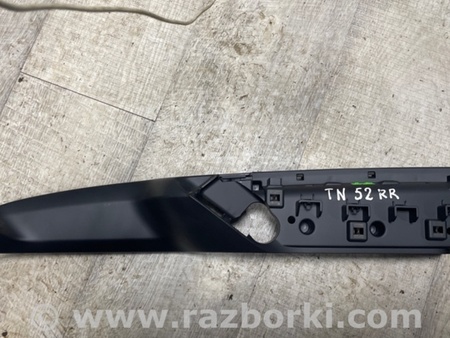 ФОТО пластик двери для Porsche Cayenne II 958 E2/92A (10-14) Київ